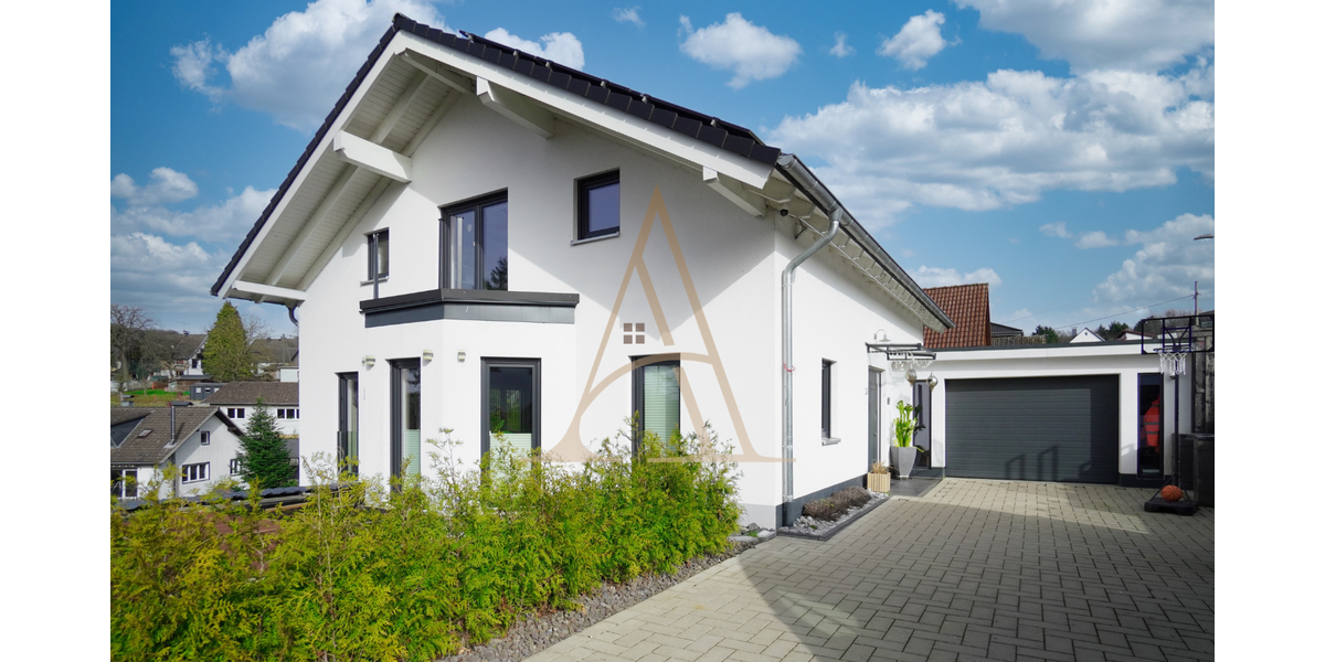 Einfamilienhaus Windeck - 8 Zimmer, 330 m&sup2;, 750.000&euro; | Angebot:26611190