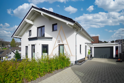 Haus Windeck - 8 Zimmer, 330 m&sup2;, 750.000&euro; | Angebot:26611190