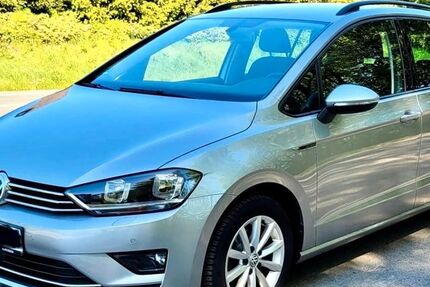 VW Golf Sportsvan 98.000 km 10.900 &euro; Radevormwald 42477