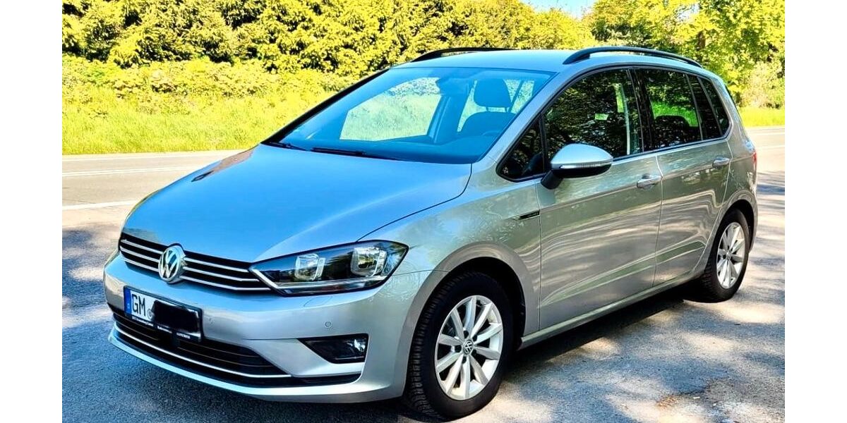 VW Golf Sportsvan 98.000 km 10.900 &euro; Radevormwald 42477