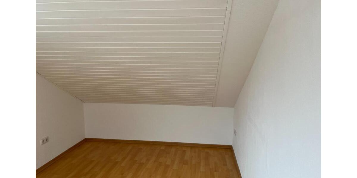Dachgeschoßwohnung Engelskirchen - 3 Zimmer, 750&euro; | Angebot:22266503