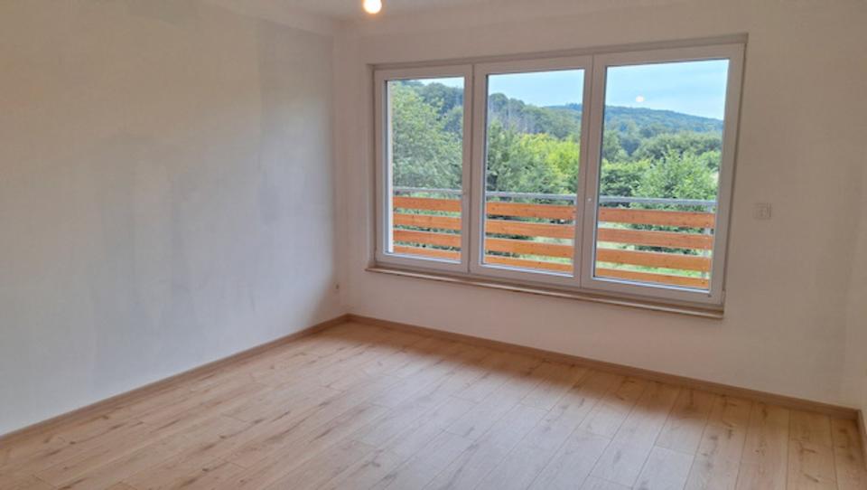 Etagenwohnung Windeck - 3 Zimmer, 86 m&sup2;, 850&euro; | Angebot:25855875