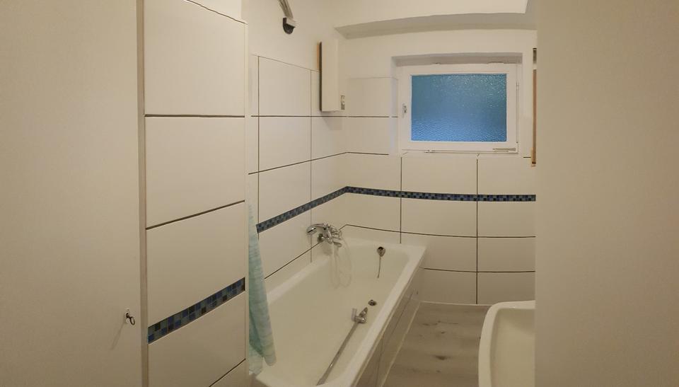 Etagenwohnung Marienheide - 5 Zimmer, 105 m&sup2;, 840&euro; | Angebot:25053448