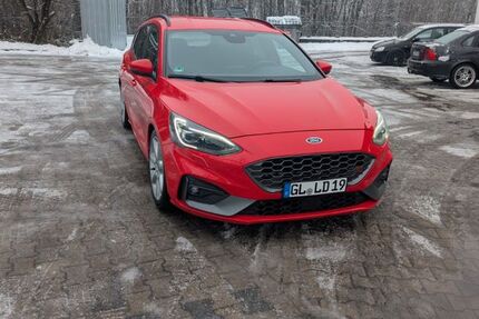 Ford Focus 85.500 km 21.000 &euro; Wermelskirchen 42929