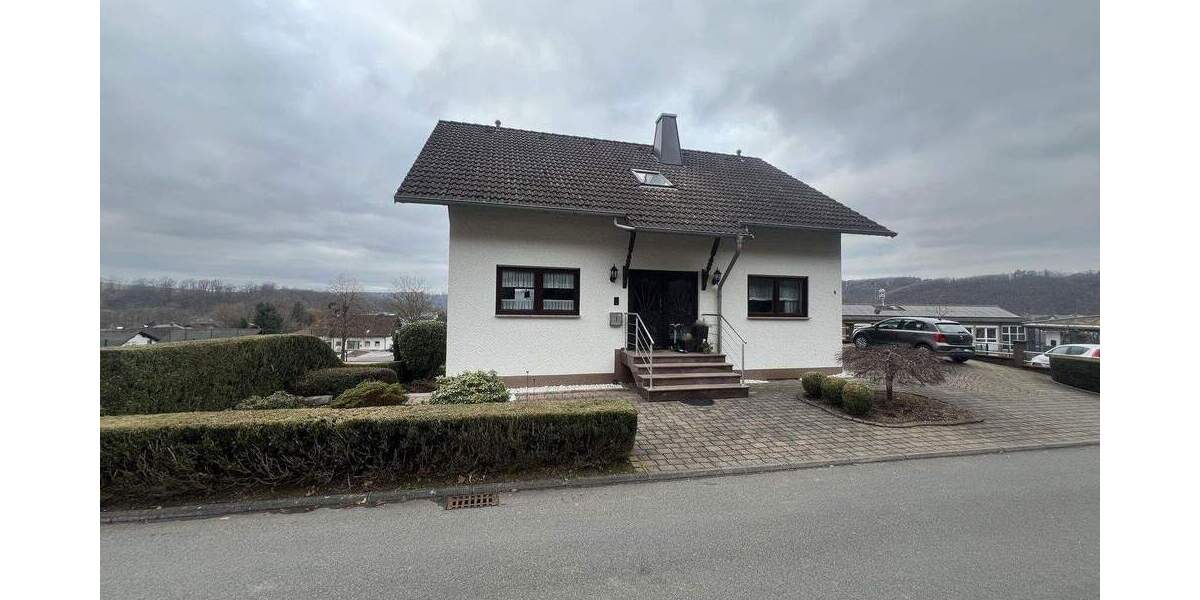 Einfamilienhaus Etzbach - 4 Zimmer, 140 m&sup2;, 420.000&euro; | Angebot:25797713