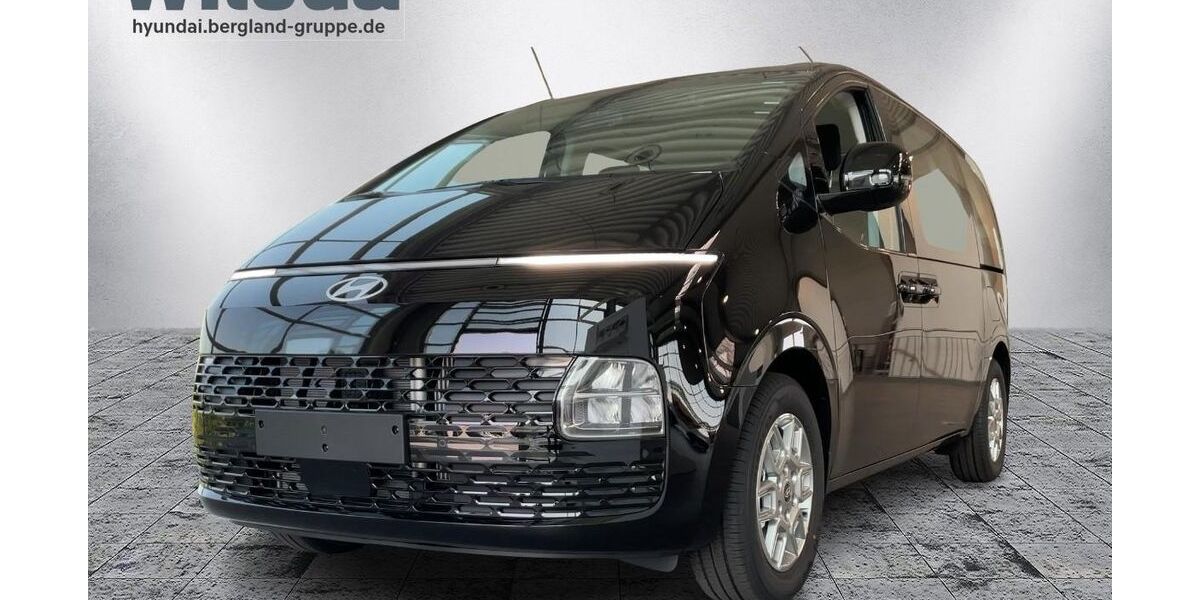Hyundai STARIA 5.000 km 39.840 &euro; Radevormwald 42477