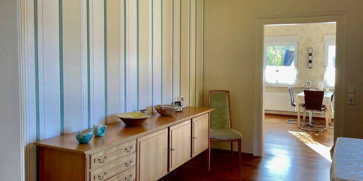 Mehrfamilienhaus, Wohnhaus Bergneustadt - 8 Zimmer, 176 m&sup2;, 260.000&euro; | Angebot:25691798