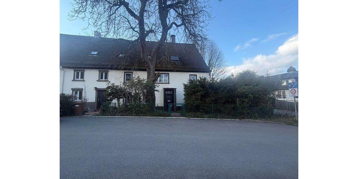 Doppelhaushälfte Lüdenscheid Staberg - 1 Zimmer, 229 m&sup2;, 199.000&euro; | Angebot:25769123