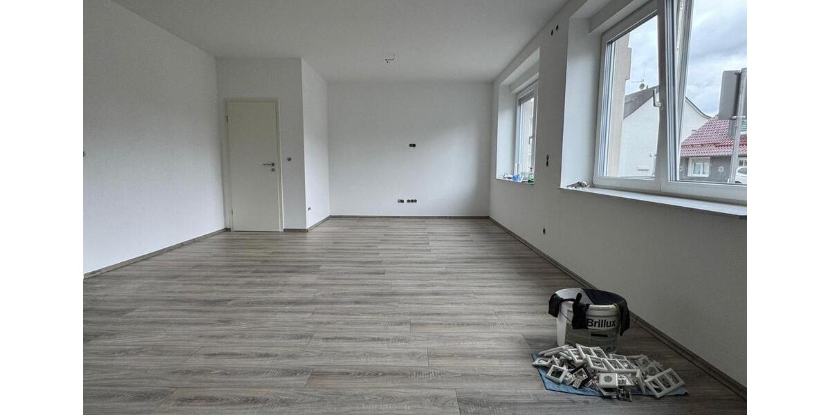 Erdgeschoßwohnung Radevormwald - 3 Zimmer, 77 m&sup2;, 950&euro; | Angebot:26680742