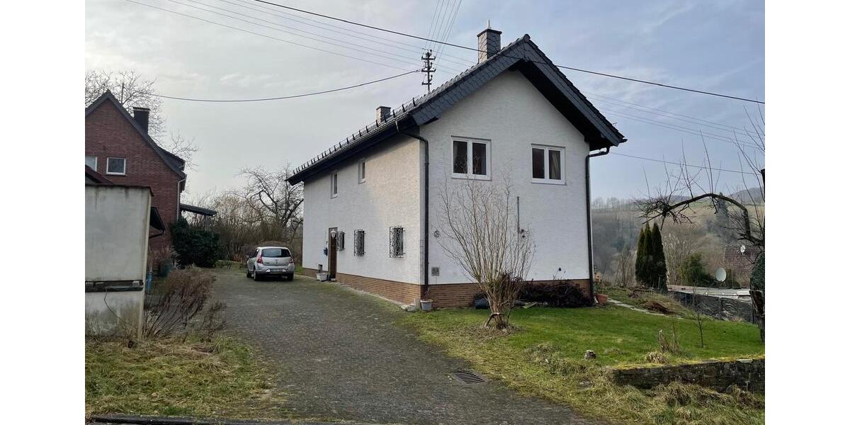 Einfamilienhaus Eitorf - 4.5 Zimmer, 121 m&sup2;, 1.300&euro; | Angebot:25982313