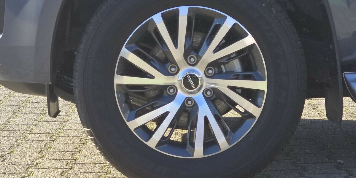 Isuzu D-Max Double Cab 4WD LSE Automatik|FACELIFT 4.000 km 46.490 &euro; Wermelskirchen 42929