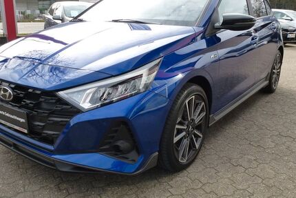 Hyundai i20 29.600 km 17.450 &euro; Overath 51491