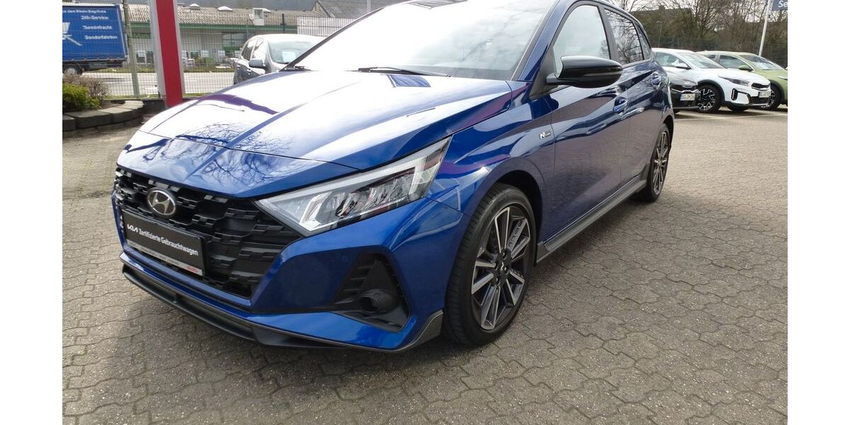 Hyundai i20 29.600 km 17.450 &euro; Overath 51491