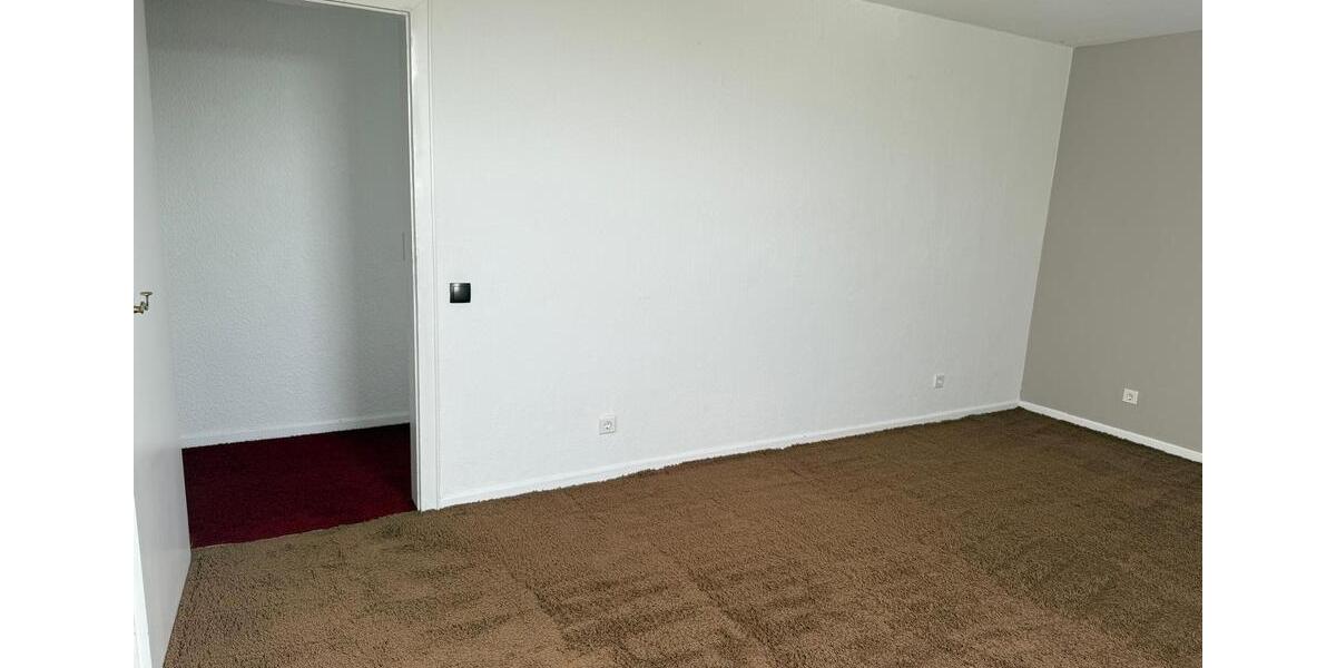 Dachgeschoßwohnung Waldbröl - 2.5 Zimmer, 70 m&sup2;, 450&euro; | Angebot:25867896