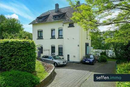 Haus Olpe - 11 Zimmer, 228 m&sup2;, 325.000&euro; | Angebot:26835239