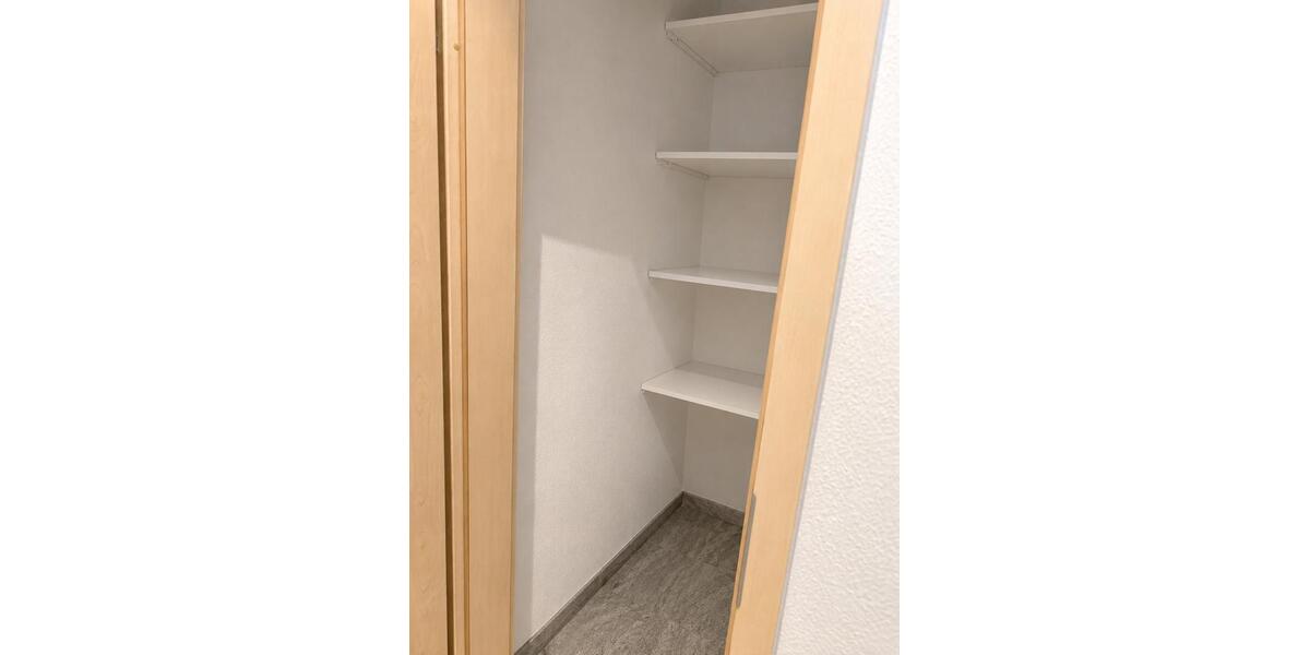 Etagenwohnung Bergneustadt - 3 Zimmer, 76 m&sup2;, 174.900&euro; | Angebot:27181323