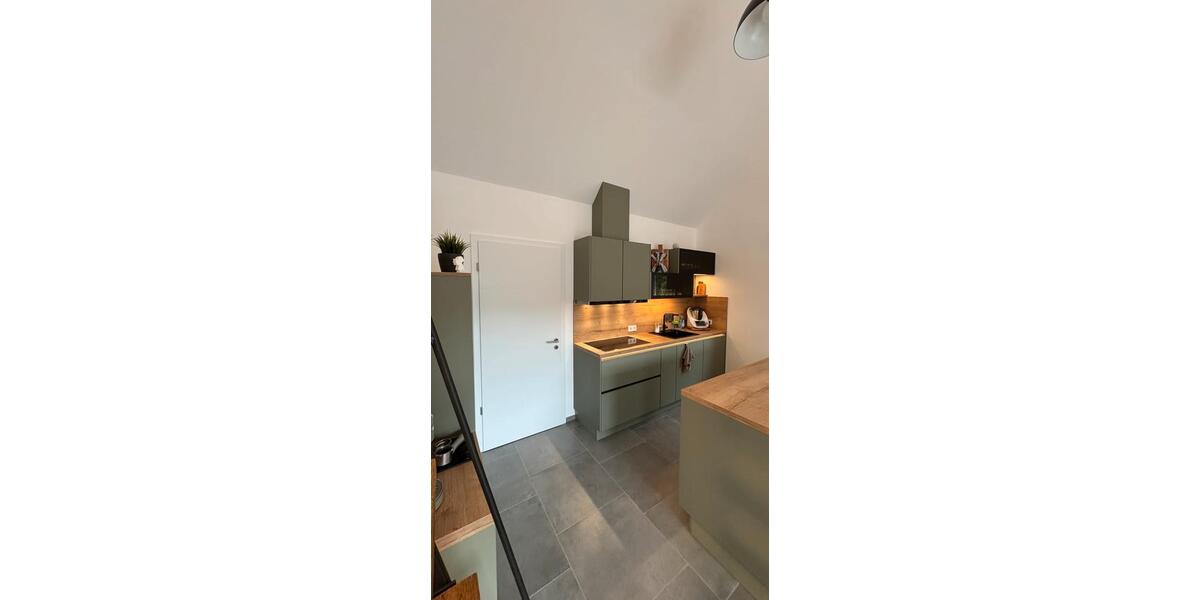 Dachgeschoßwohnung Gummersbach Berstig Süd - 3 Zimmer, 80 m&sup2;, 1.385&euro; | Angebot:27542049