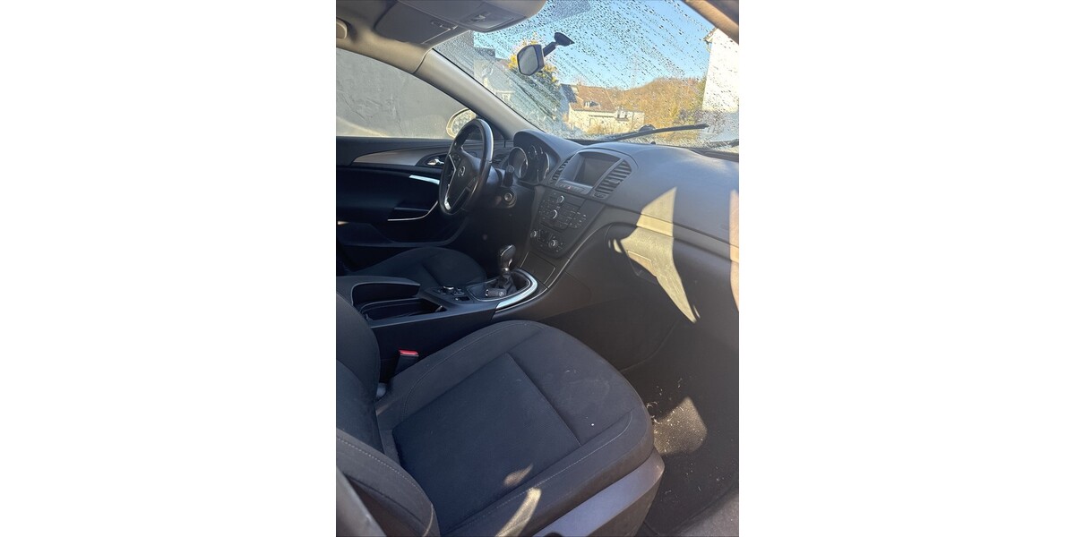 Opel Insignia 200.017 km 3.750 &euro; Wiehl 51674