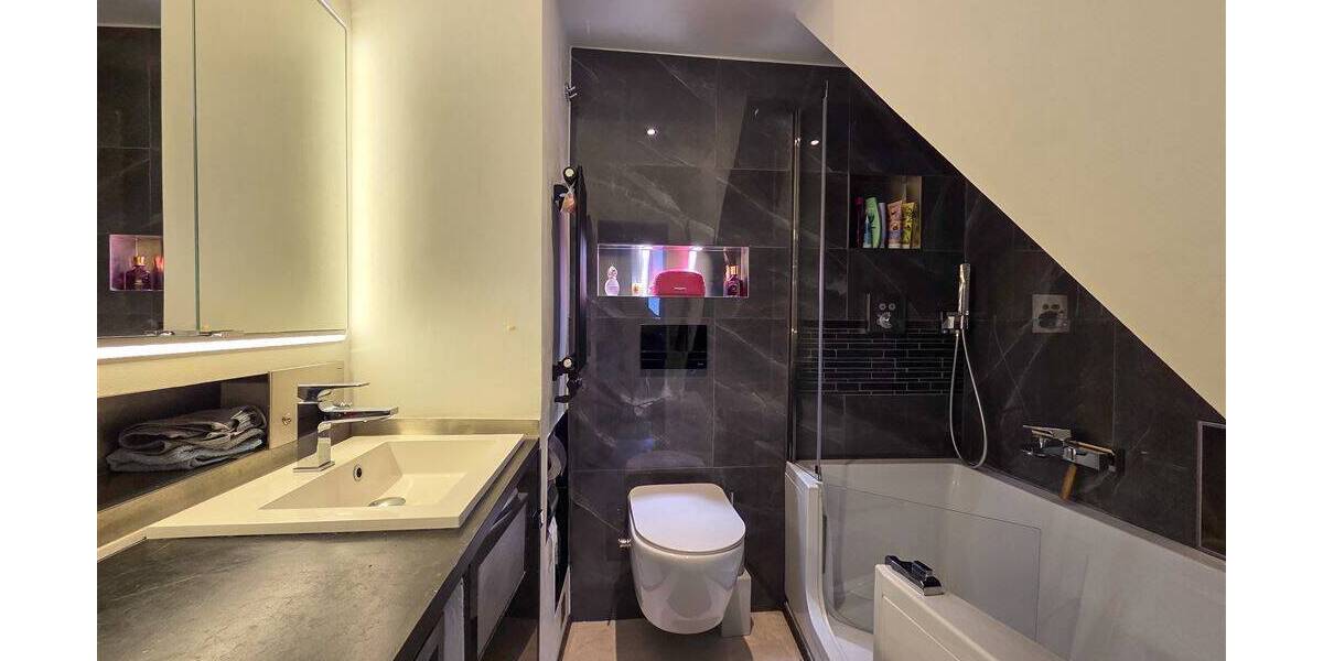 Doppelhaushälfte Wiehl Marienhagen - 3 Zimmer, 91 m&sup2;, 235.000&euro; | Angebot:26502007