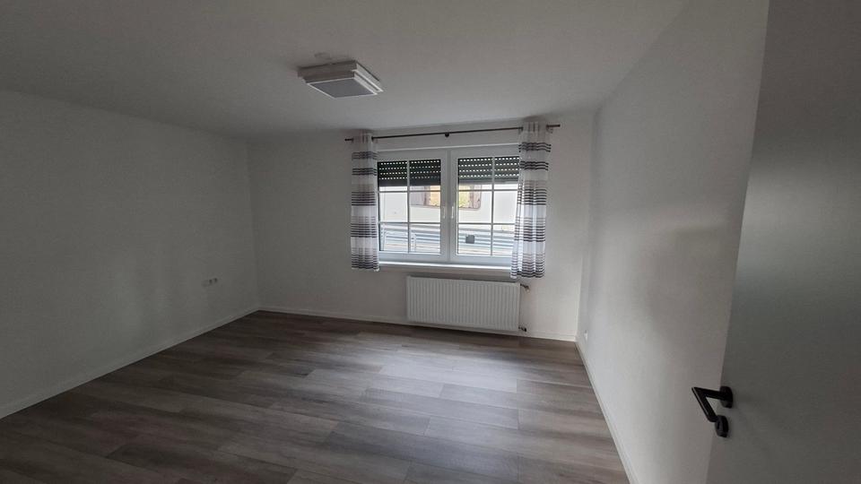 Erdgeschoßwohnung Drolshagen - 2 Zimmer, 80 m&sup2;, 520&euro; | Angebot:27541833