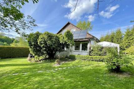 Haus Olpe / Oberveischede Oberveischede - 5 Zimmer, 156 m&sup2;, 240.000&euro; | Angebot:26901931