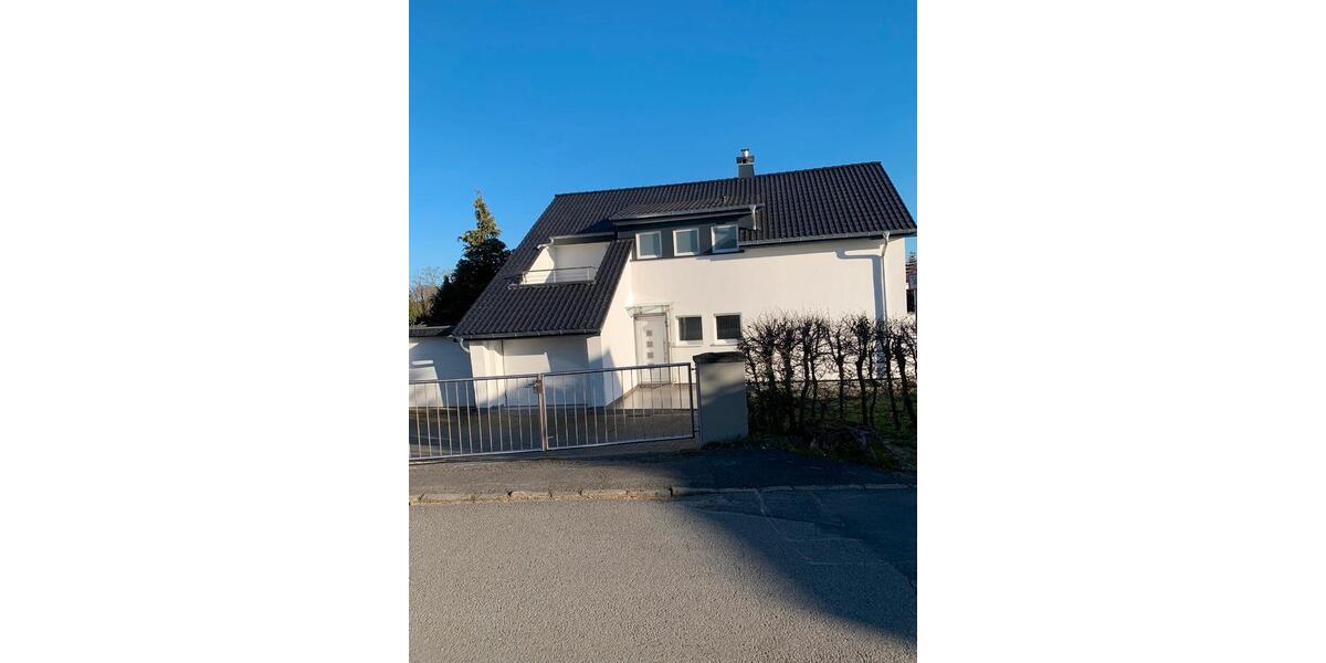 Einfamilienhaus Hückeswagen - 6 Zimmer, 300 m&sup2;, 719.000&euro; | Angebot:25992365