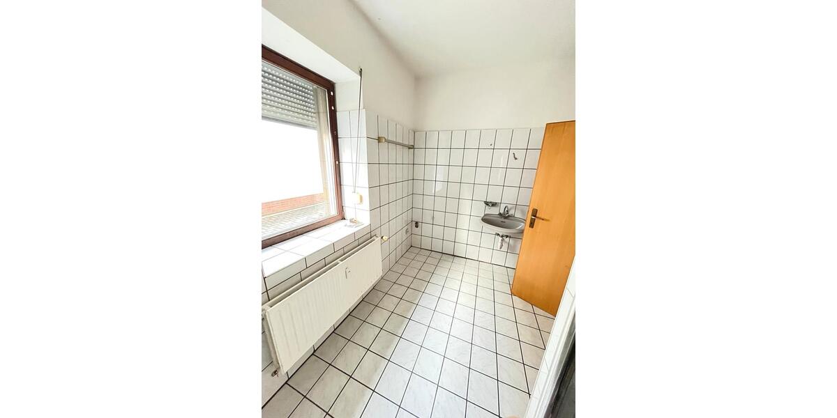 Etagenwohnung Gummersbach Berstig Süd - 3 Zimmer, 85 m&sup2;, 680&euro; | Angebot:25640083