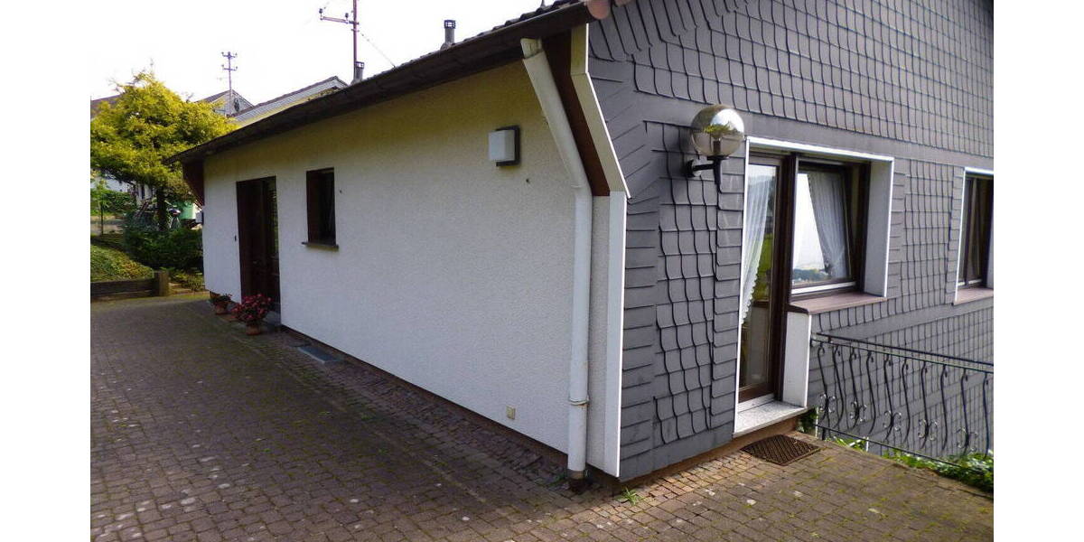 Einfamilienhaus Gummersbach Vollmerhausen - 8 Zimmer, 140 m&sup2;, 545.000&euro; | Angebot:26092505