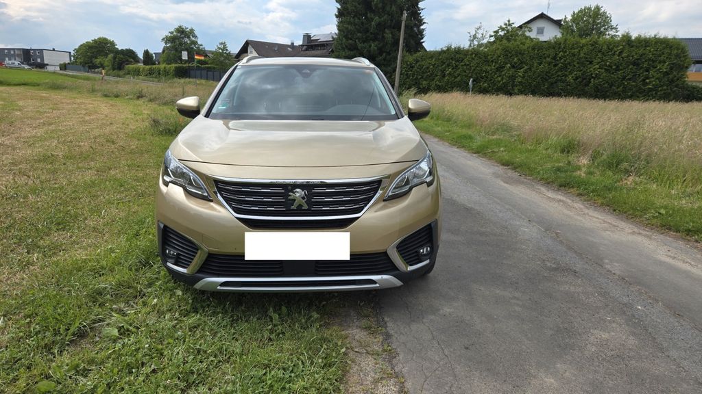 Peugeot 5008 149.000 km 11.500 &euro; Wiehl 51674