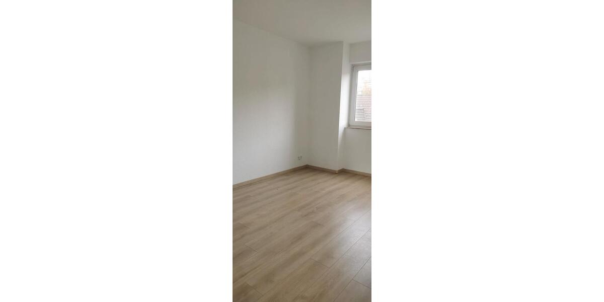 Hochparterre Radevormwald - 3 Zimmer, 86 m&sup2;, 800&euro; | Angebot:26150911