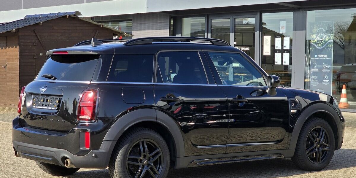 Mini Cooper S Countryman Automatik|LED|Kamera|Panorma 79.798 km 23.900 &euro; Wermelskirchen 42929