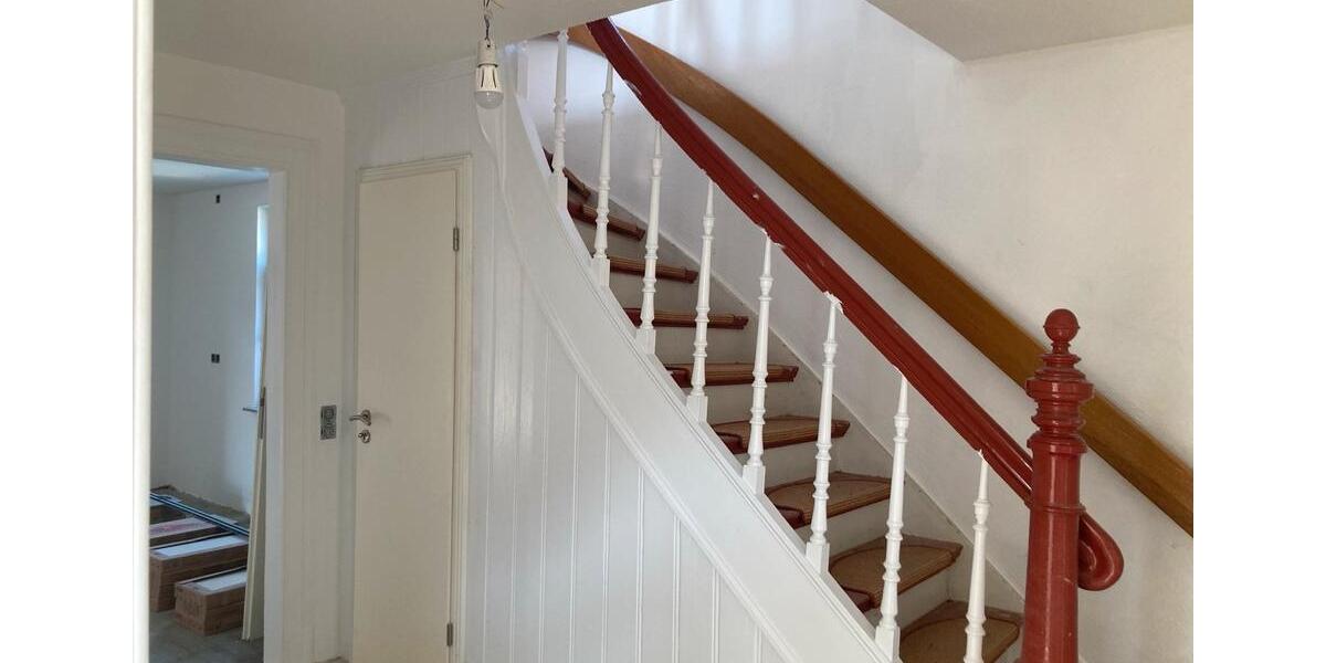 Einfamilienhaus Lindlar - 5 Zimmer, 130 m&sup2;, 1.350&euro; | Angebot:25647281