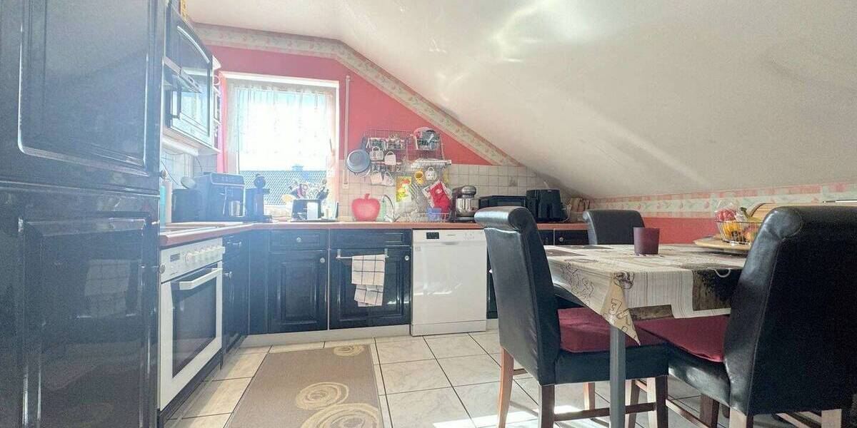 Etagenwohnung Ruppichteroth Schönenberg - 4 Zimmer, 134 m&sup2;, 339.000&euro; | Angebot:25739541