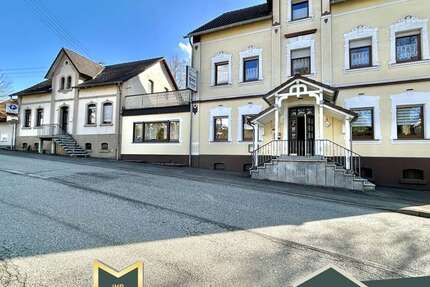 Haus Katzwinkel - 12 Zimmer, 298 m&sup2;, 255.000&euro; | Angebot:25927079