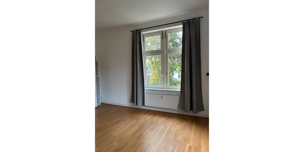 Etagenwohnung Waldbröl - 1 Zimmer, 93 m&sup2;, 760&euro; | Angebot:27572520