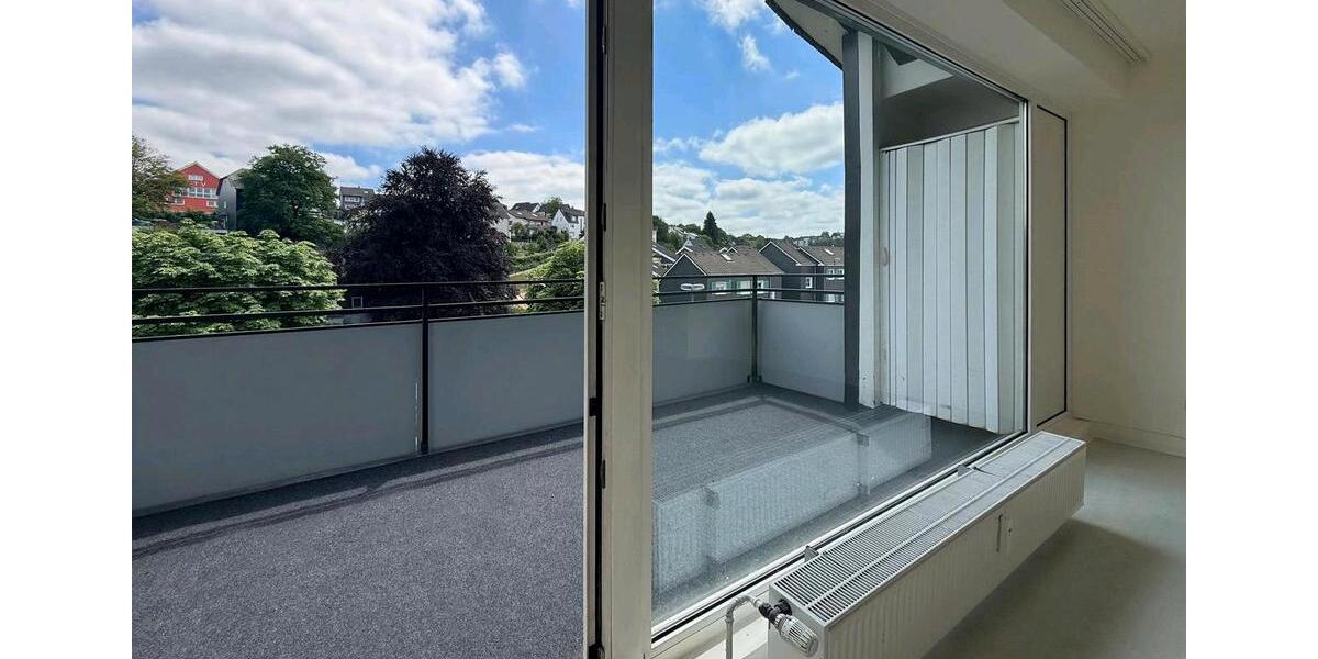 Terrassenwohnung Hückeswagen - 4 Zimmer, 95 m&sup2;, 249.000&euro; | Angebot:27162600