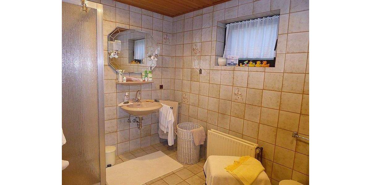 Einfamilienhaus Reichshof Brüchermühle - 5 Zimmer, 160 m&sup2;, 355.000&euro; | Angebot:25698219