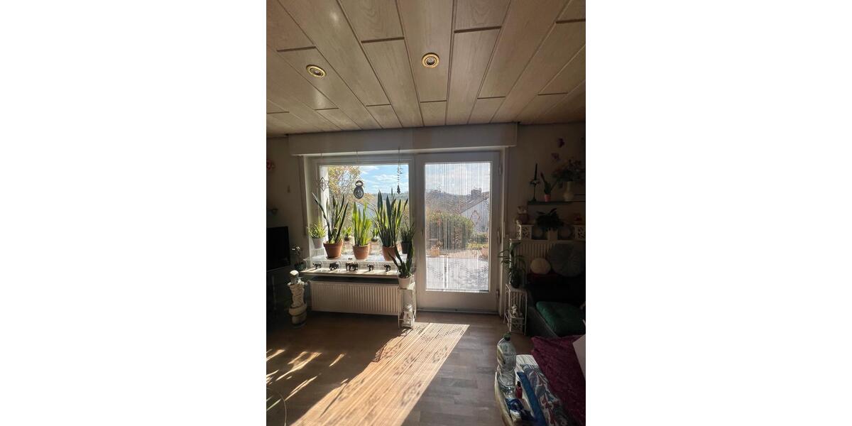 Erdgeschoßwohnung Meinerzhagen - 3 Zimmer, 74 m&sup2;, 620&euro; | Angebot:26048071