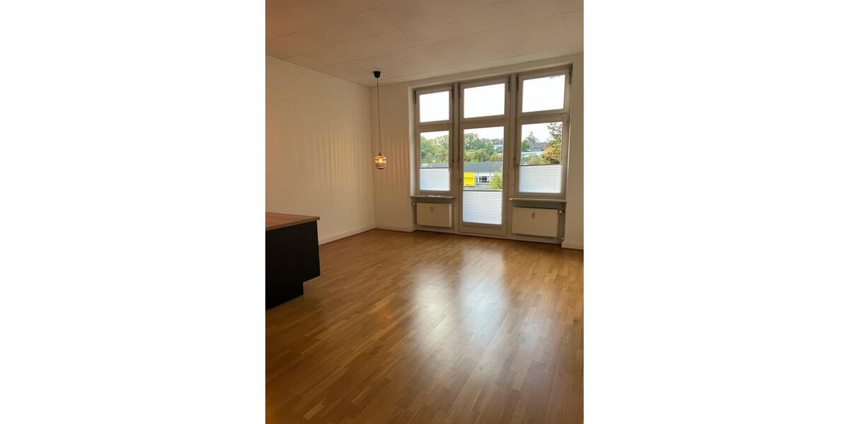 Etagenwohnung Waldbröl - 1 Zimmer, 93 m&sup2;, 760&euro; | Angebot:27572520