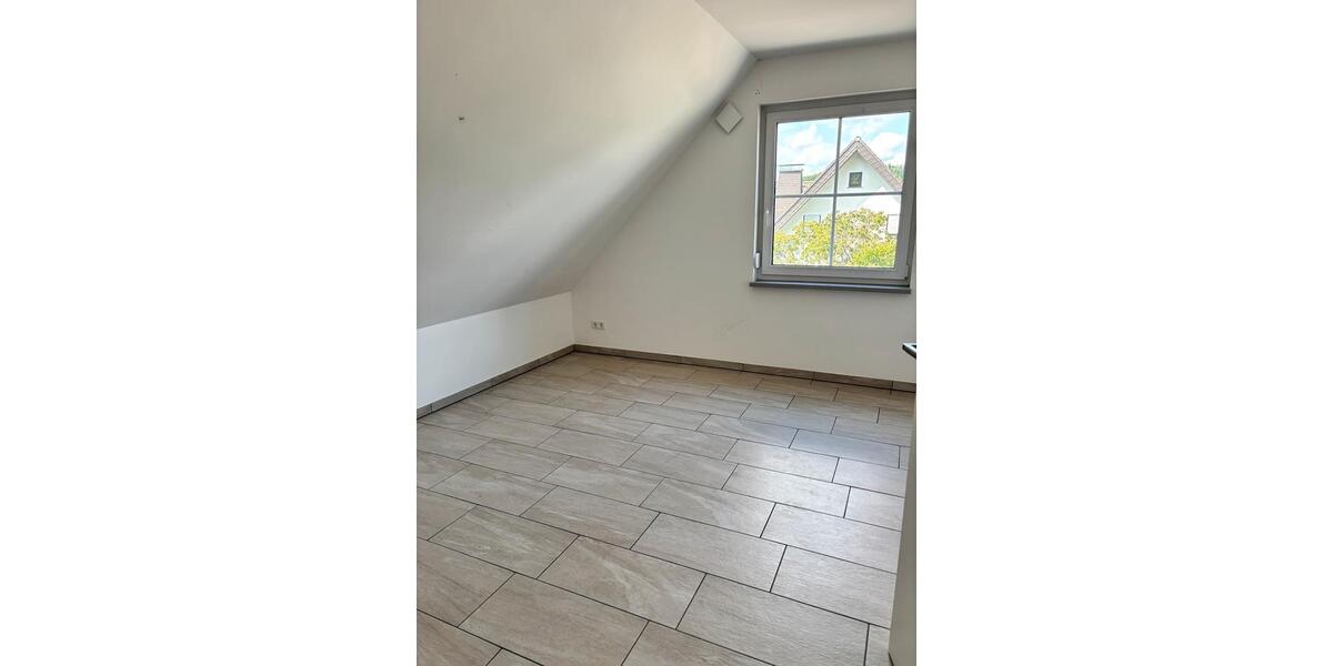 Einfamilienhaus Nümbrecht - 4 Zimmer, 107 m&sup2;, 1.700&euro; | Angebot:27614939