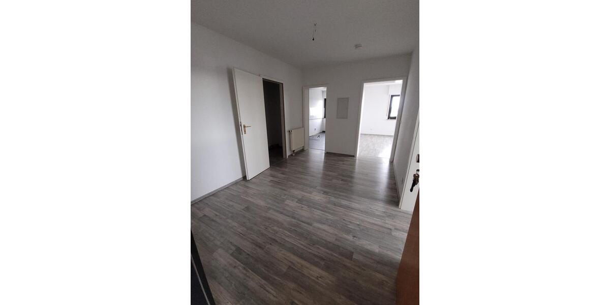 Dachgeschoßwohnung Lüdenscheid Staberg - 2 Zimmer, 58 m&sup2;, 425&euro; | Angebot:24492095