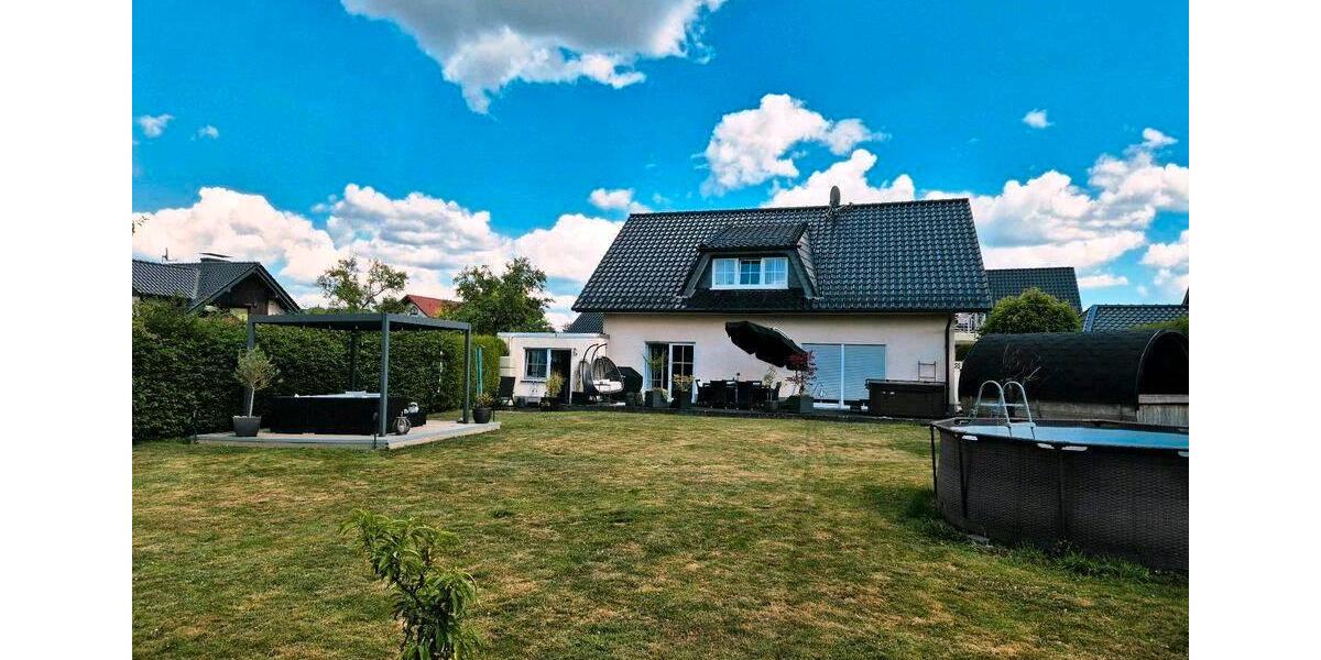 Einfamilienhaus Waldbröl - 6 Zimmer, 200 m&sup2;, 699.000&euro; | Angebot:27192184
