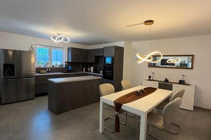 Wohnung Wermelskirchen - 3 Zimmer, 109 m&sup2;, 1.342&euro; | Angebot:27551019