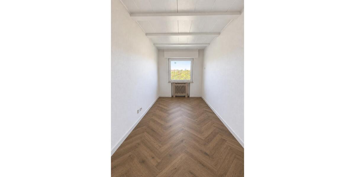 Dachgeschoßwohnung Lüdenscheid Othlinghausen - 2 Zimmer, 76 m&sup2;, 1.250&euro; | Angebot:27586202