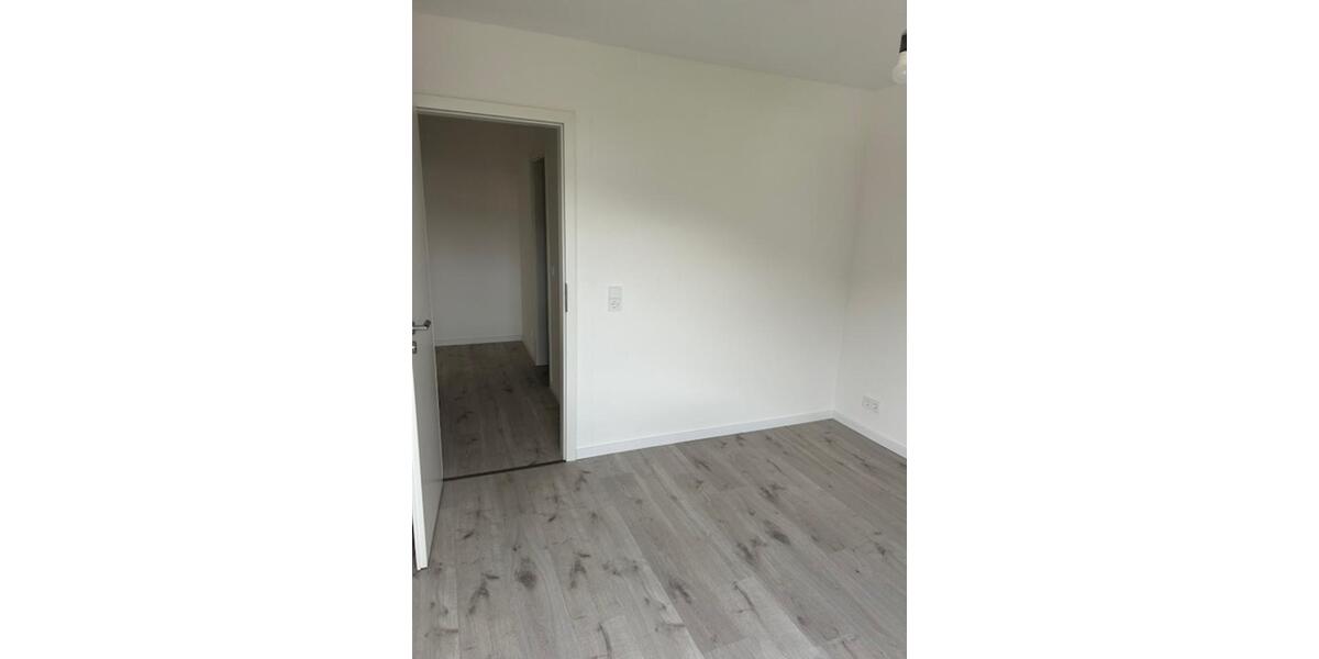 Etagenwohnung Plettenberg - 3 Zimmer, 90 m&sup2;, 660&euro; | Angebot:25547496