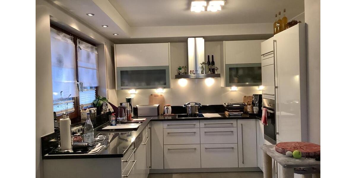 Einfamilienhaus Reichshof - 10 Zimmer, 171 m&sup2;, 579.000&euro; | Angebot:26059938