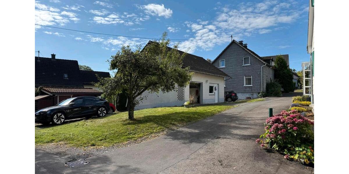 Einfamilienhaus Bergneustadt - 6 Zimmer, 135 m&sup2;, 230.000&euro; | Angebot:26877238