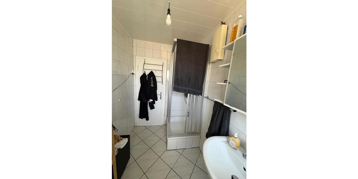 Etagenwohnung Nümbrecht - 3 Zimmer, 67 m&sup2;, 400&euro; | Angebot:25947642