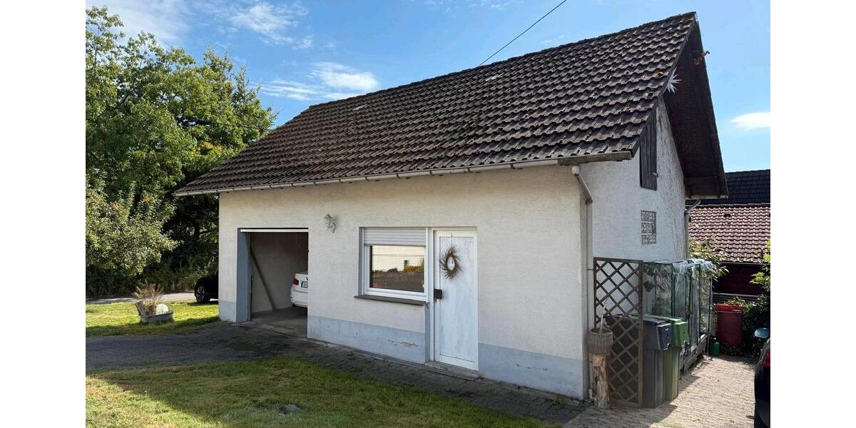 Einfamilienhaus Bergneustadt - 6 Zimmer, 135 m&sup2;, 235.000&euro; | Angebot:26102659