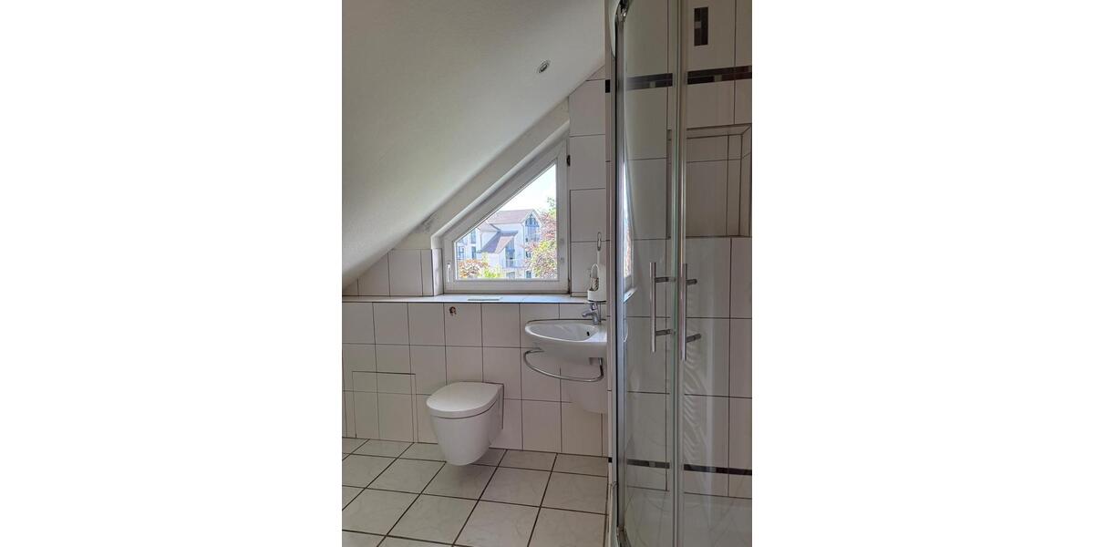 Etagenwohnung Wiehl - 4 Zimmer, 100 m&sup2;, 320.000&euro; | Angebot:27004134